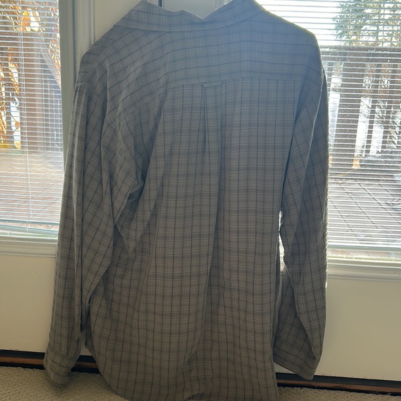 Men’s Top - Picture 2 of 2